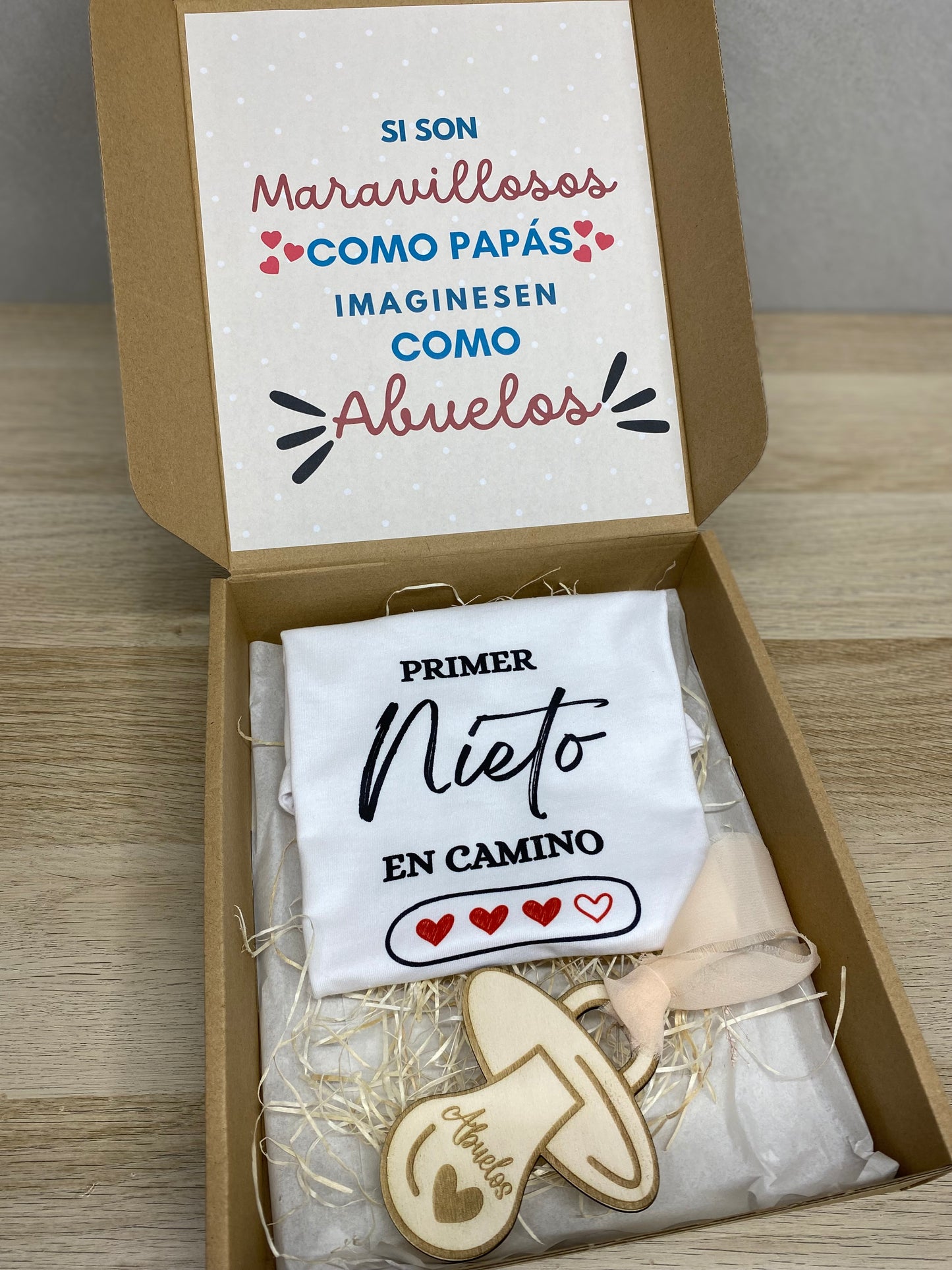 Caja “Vais a ser abuelos”