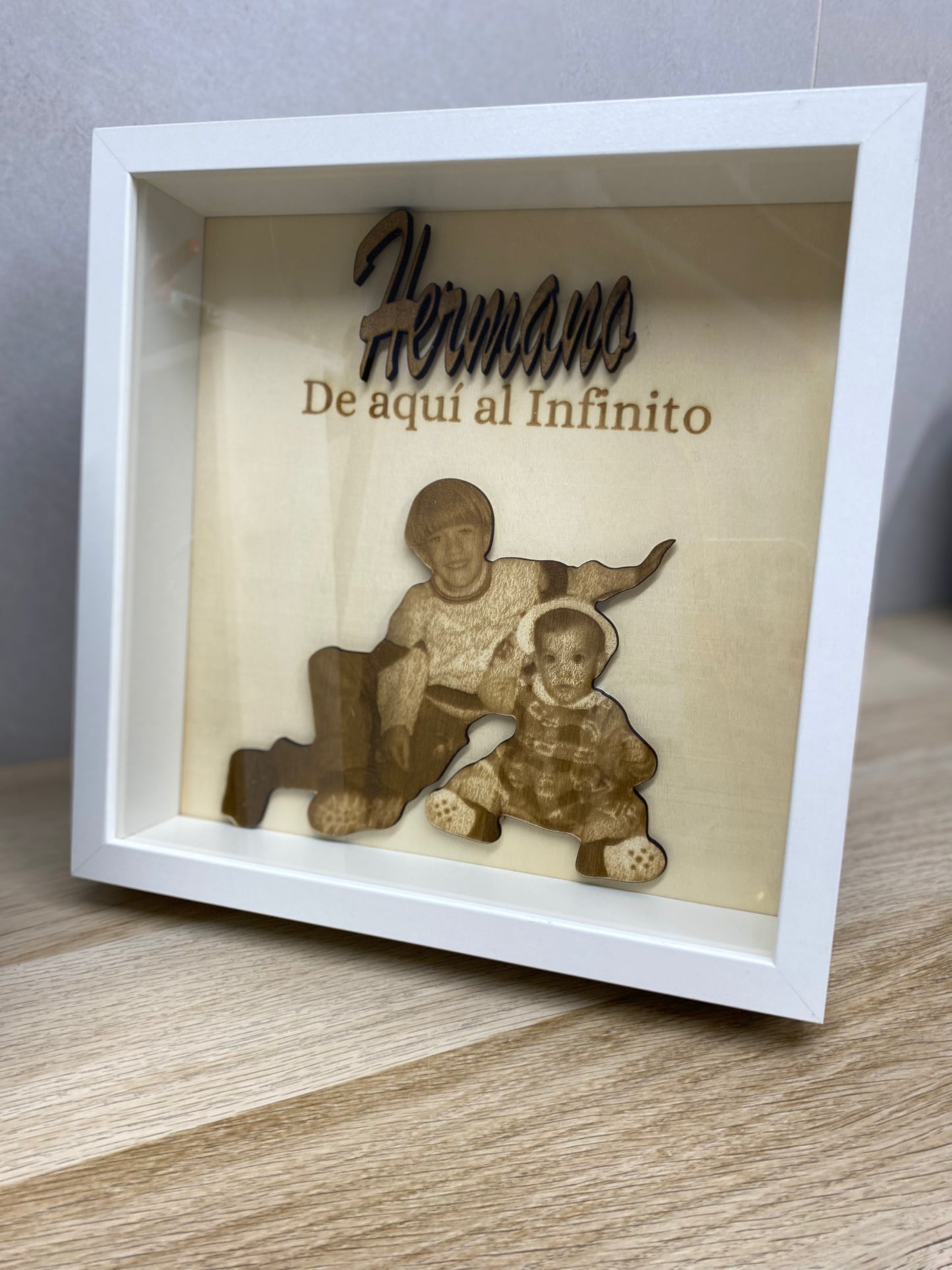Marco de Madera con Imagen Personalizada – Regalo para Hermanos