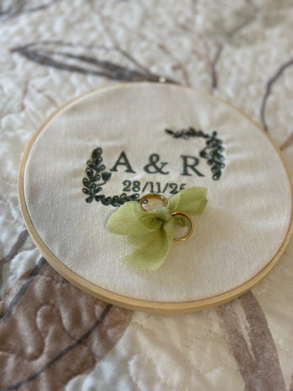 Porta alianzas bordado personalizado