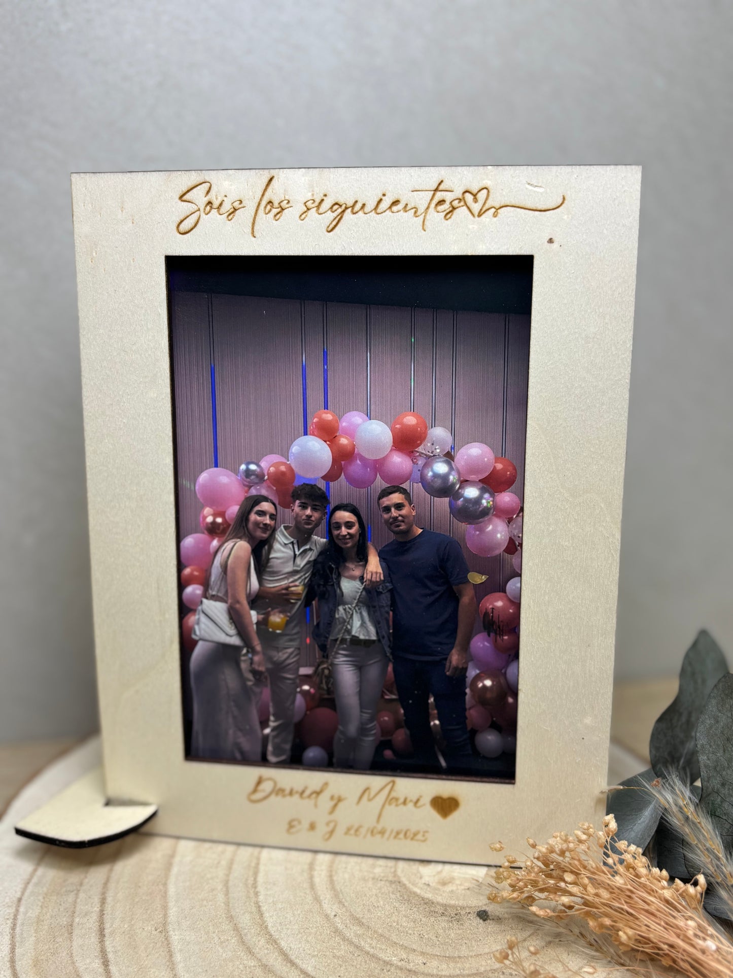 Marco de Madera “Sois los siguientes” Personalizado | Regalo Original para Bodas