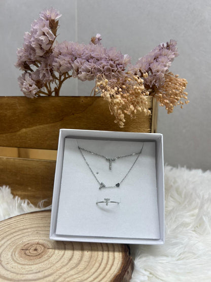 Conjunto collar, pulsera y anillo inicial