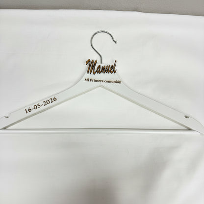 Percha comunión nombre madera