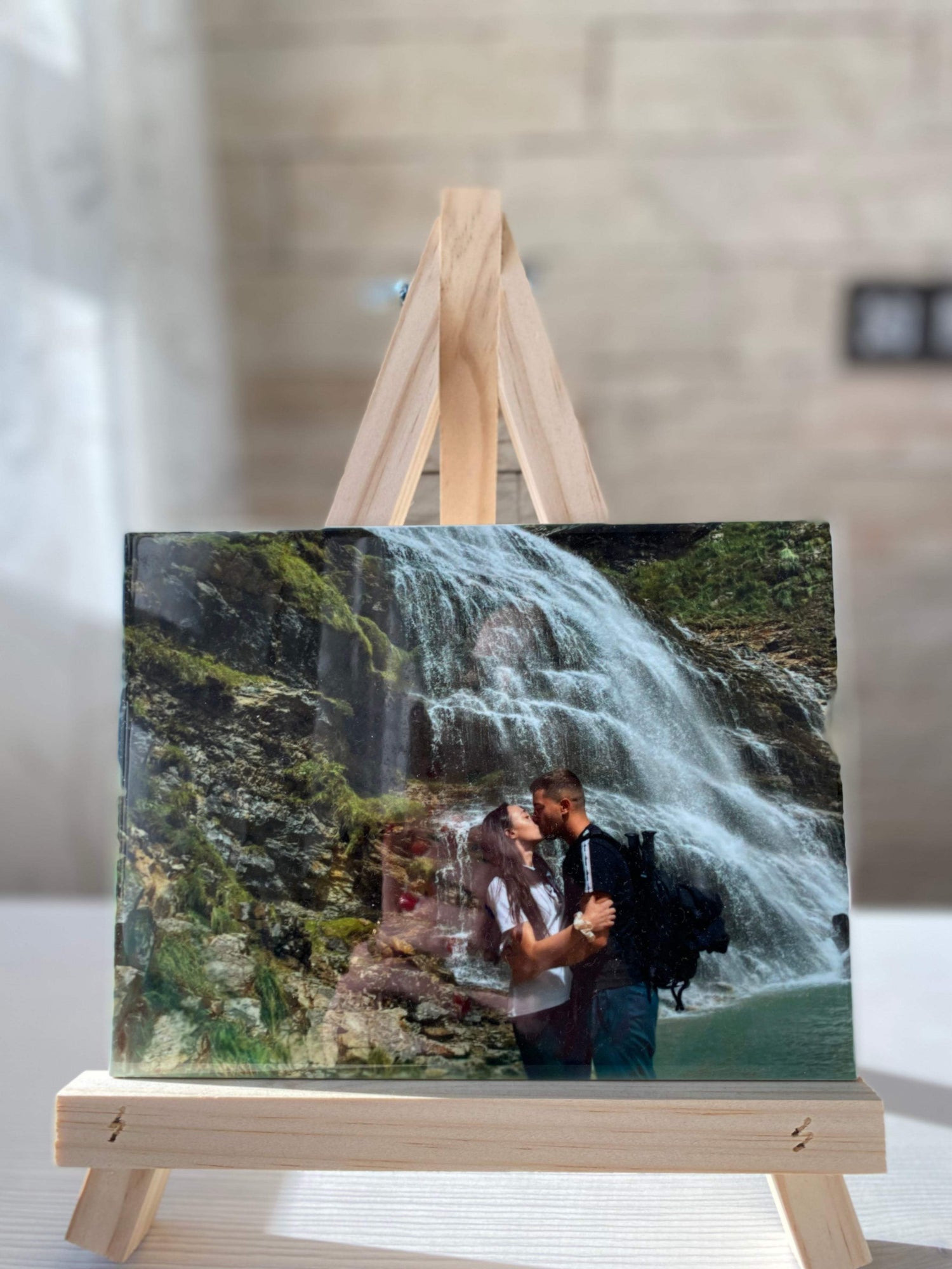 Azulejo con foto personalizada y caballete - REGALA AMOR