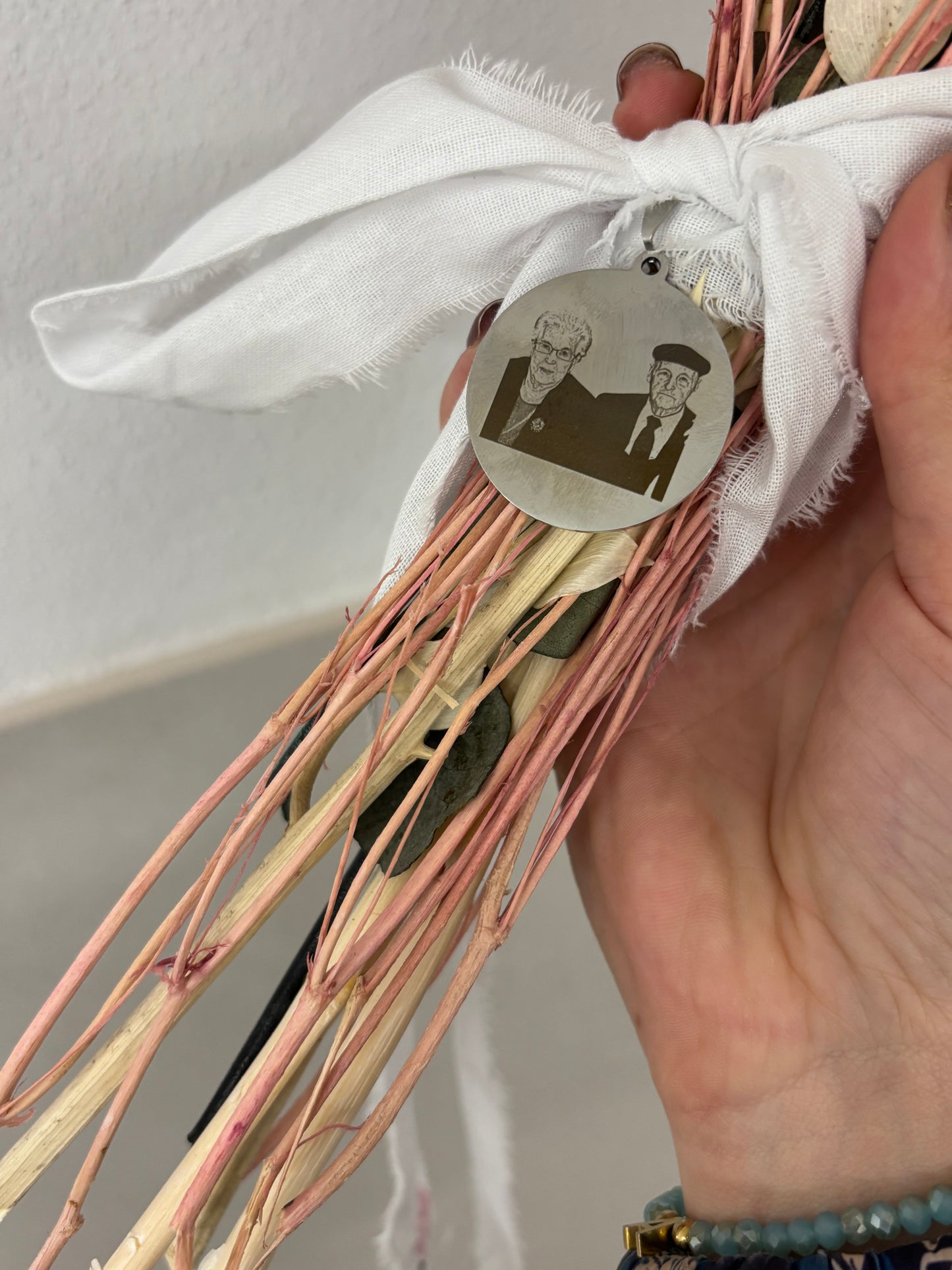 Medalla de ramo con foto – Recuerdo personalizado boda