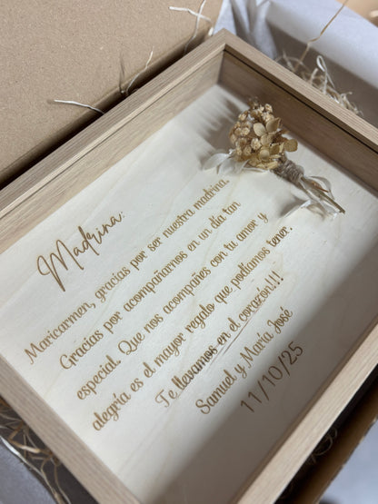 Cuadro personalizado en madera con flor preservada | Regalo decorativo