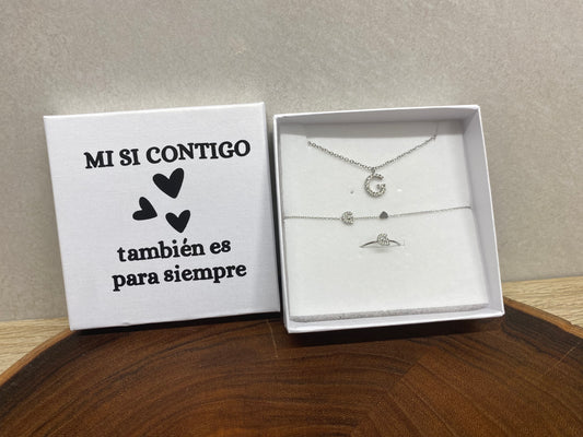 Conjunto de anillo, collar y pulsera