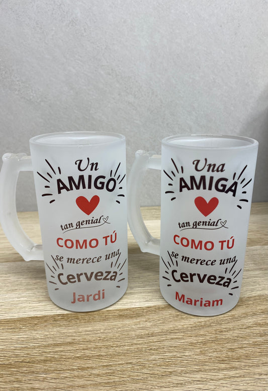 Jarras de cerveza amigo