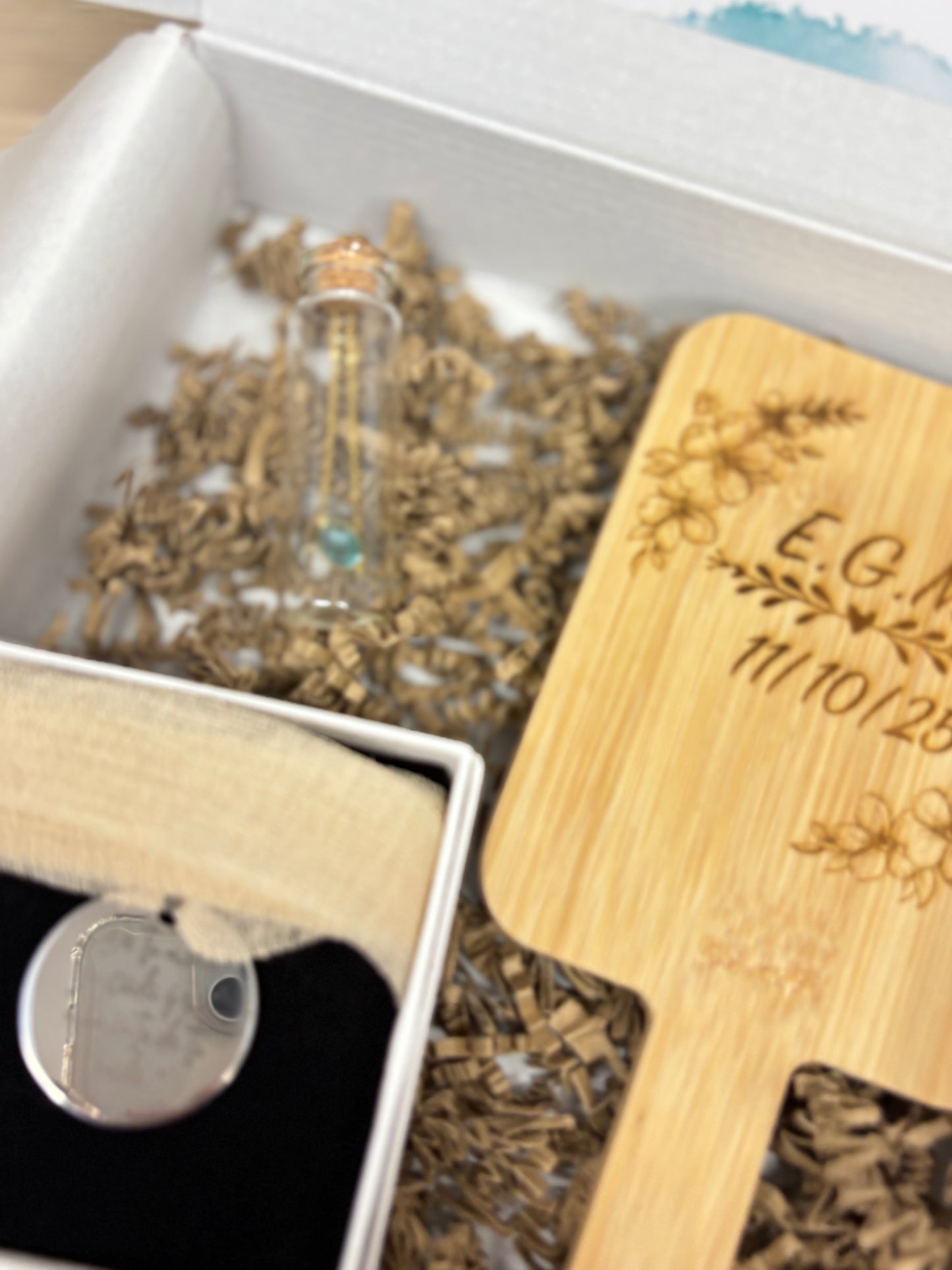 Caja Regalo Especial para Novia – Detalle Personalizado de Boda | Regala Amor