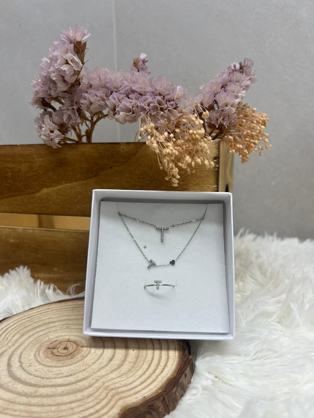 Conjunto collar, pulsera y anillo inicial