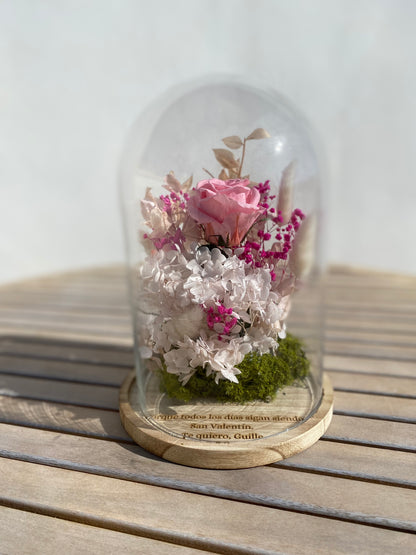 Cupula de flor preservada con rosa