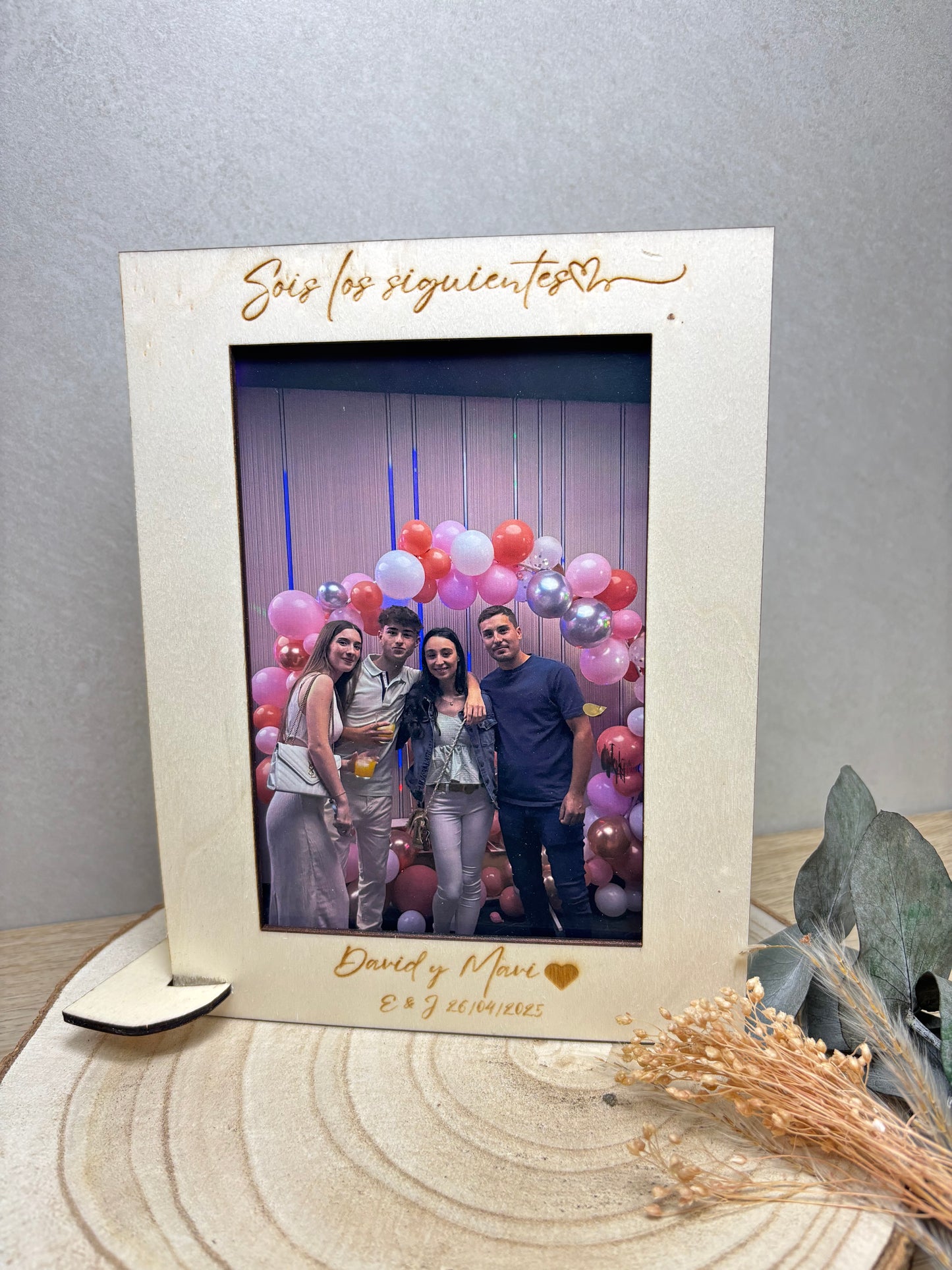 Marco de Madera “Sois los siguientes” Personalizado | Regalo Original para Bodas