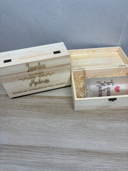Caja personalizada con jarra de cerveza – regalo original para madrina
