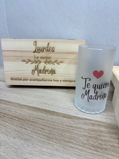 Caja personalizada con jarra de cerveza – regalo original para madrina