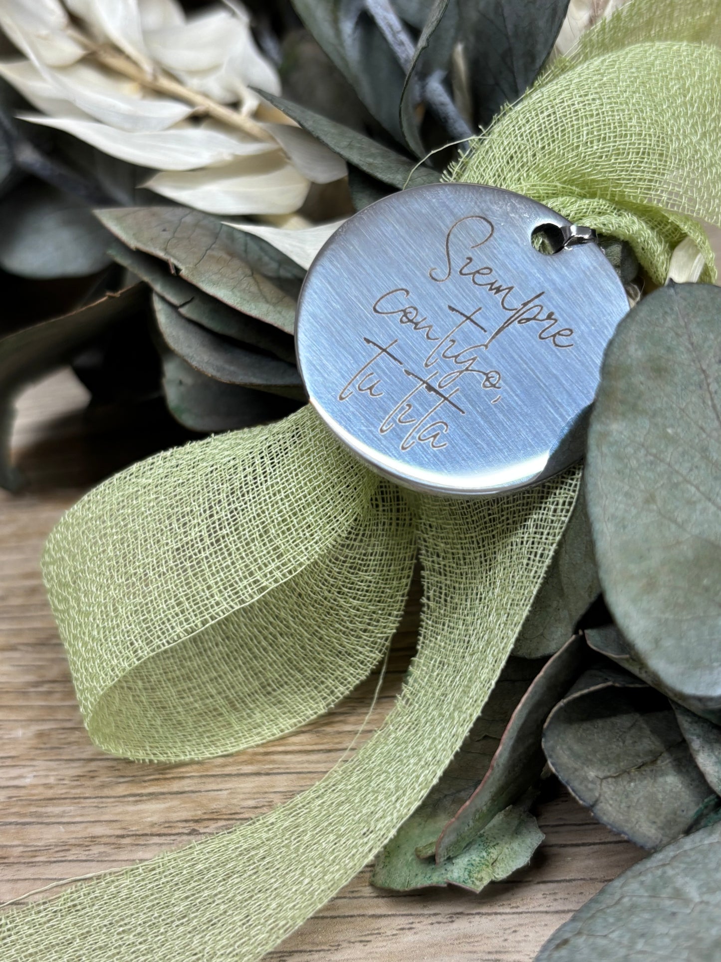 Medalla Ramo Personalizada “De tu mano en cada gran momento” – Detalle Emotivo | Regala Amor