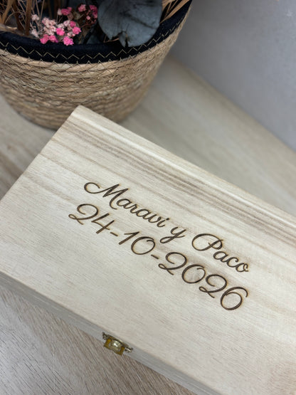 Caja para reloj novio con relieve personalizada