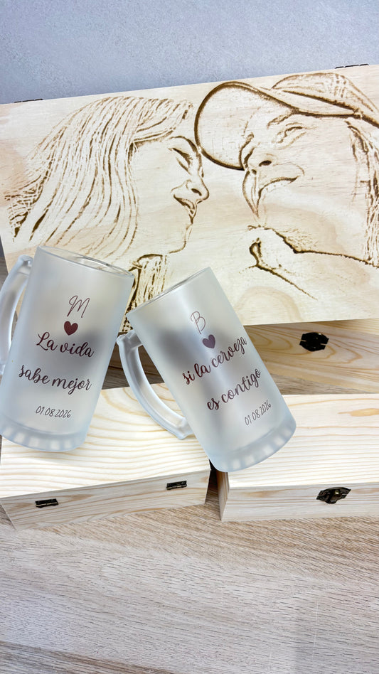 Caja Personalizada con Foto + Jarras de Cerveza – Regalo para Novios / Boda