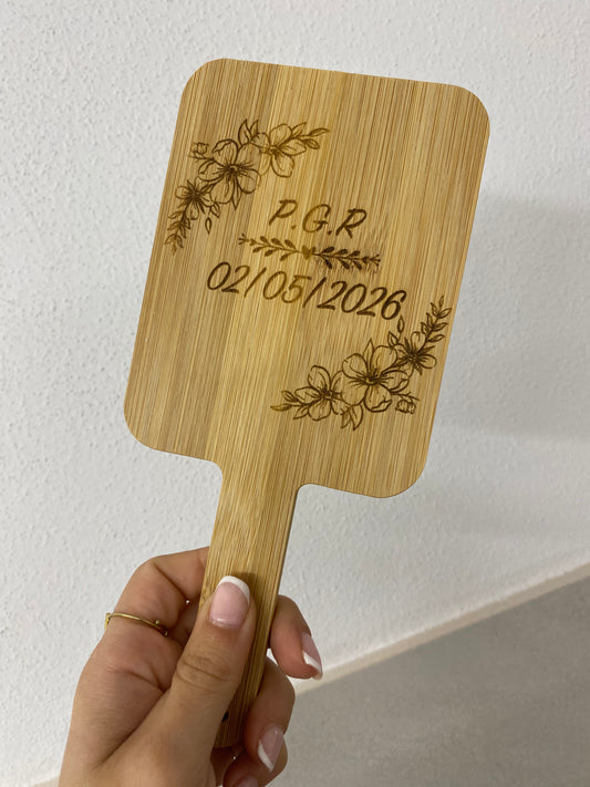 Espejo Personalizado de novia  – Detalle bonito, útil y con nombre propio