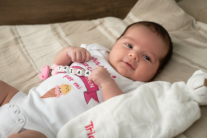 Pack Bebé – Chupetero, Body y Doudou Personalizado