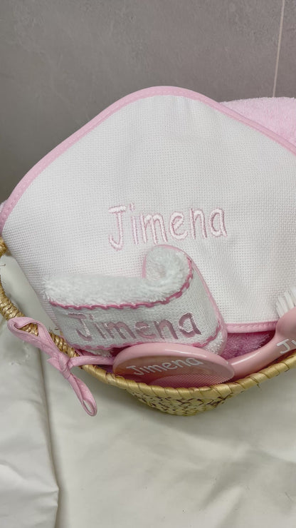 Pack regalo bebé bordado Capaza